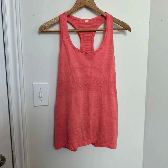Lululemon Swiftly Tech Racerback 8 - Picture 4 of 6